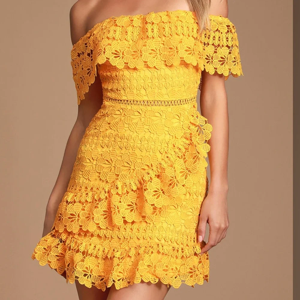 NWT Lulus yellow lace off the shoulder dress - Picture 5 of 6